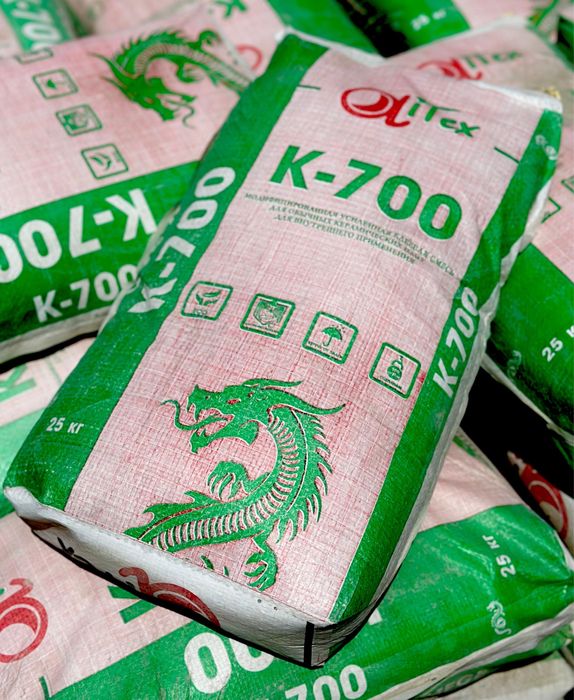 Сухие строительные смеси ( Усиленный КАФЕЛЬНЫЙ КЛЕЙ K-700 )