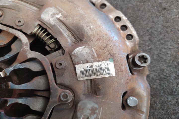 Kit ambreiaj 2.0D 8200501027 Renault Laguna a 3-a generatie