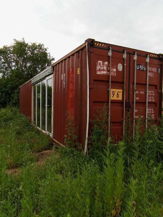 Морской контейнер 12 м утеплённый с витражным окном