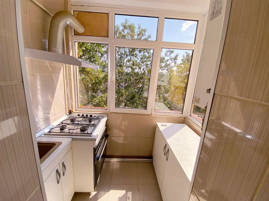 Vând apartament doua camere