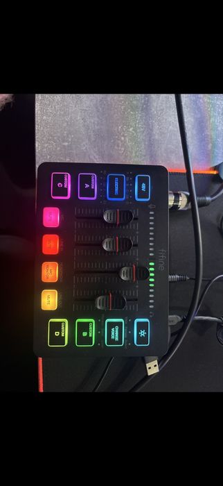 Mixer Fifine SC3