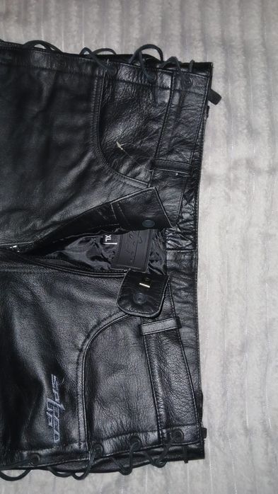 Pantaloni moto piele