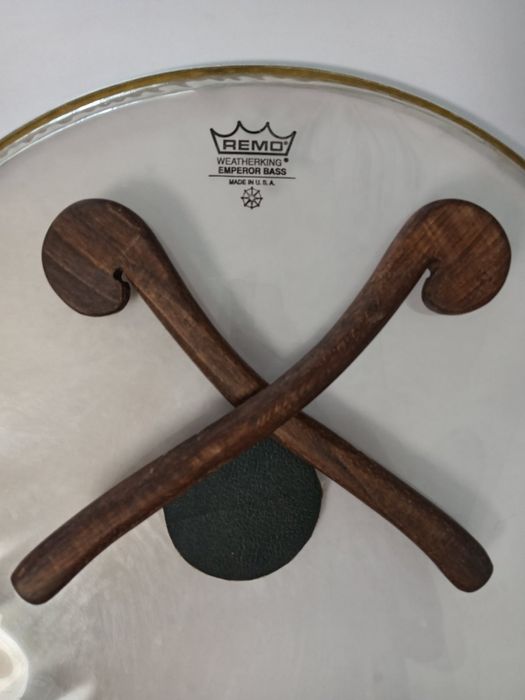 Кияк, палка за тъпан.
L= 32 см.