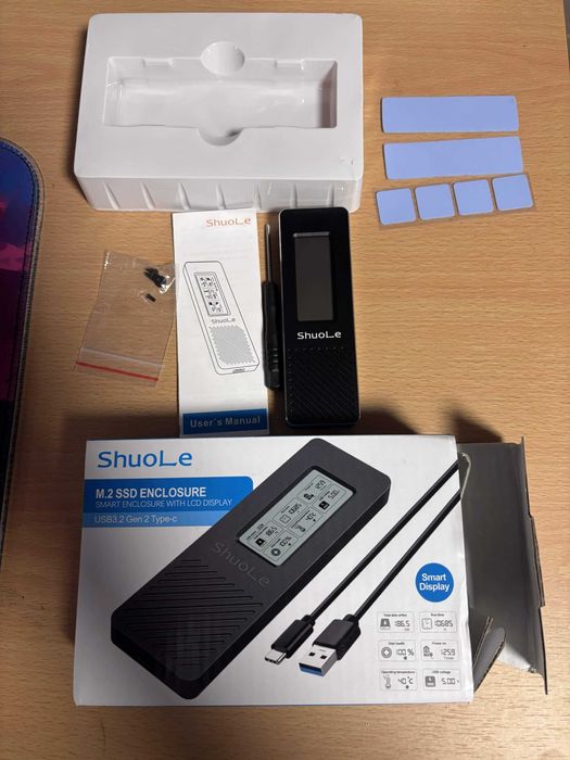 Carcasa Rack Externa SSD pentru M.2 NVMe Viteza 10Gbps Capacitate maxima 4TB Interfata USB 3.2 Gen 2, Ecran LCD, Plug & Play, Negru