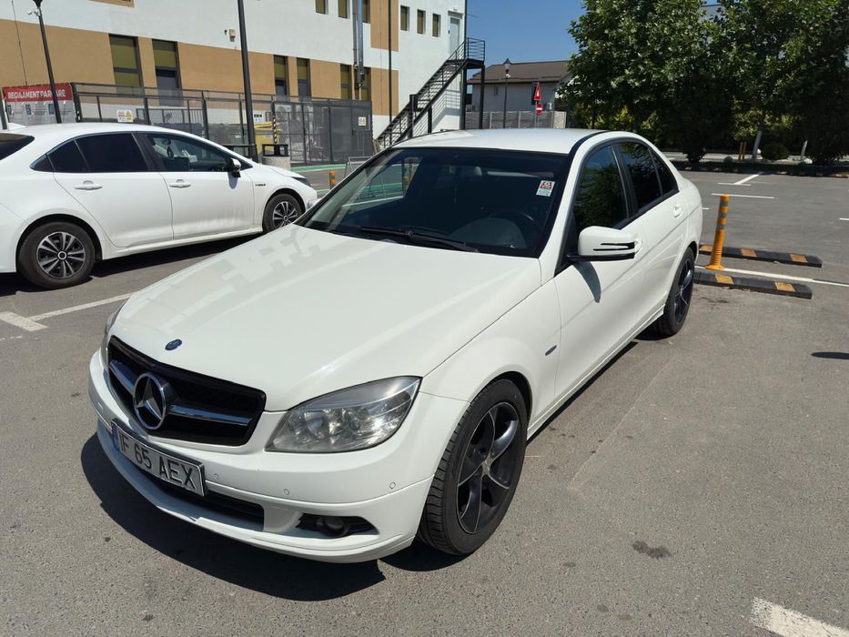 MERCEDES-BENZ C-Class 2010 — imagine 2