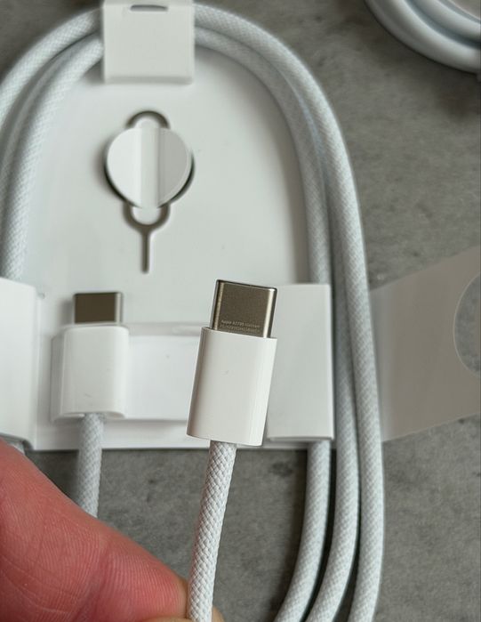 Оригинални АКСЕСОАРИ APPLE  charger iwatch зарядно адаптер кабел