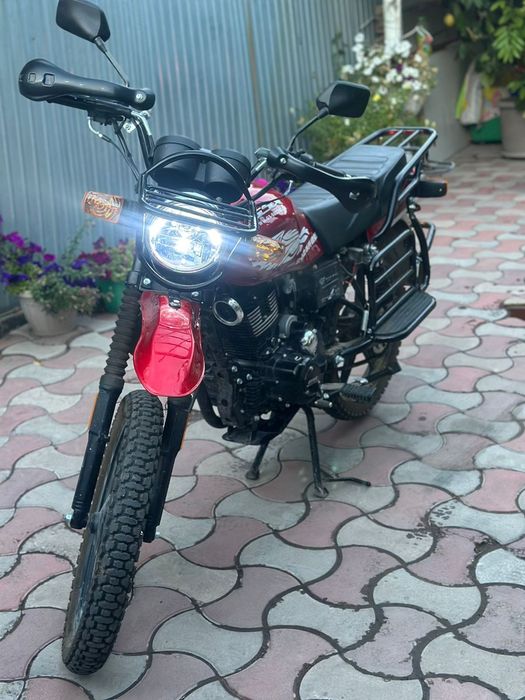 Продам мотоцикл Suzuki