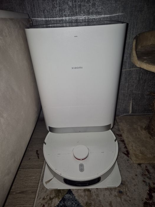 Продам робот-пылесос