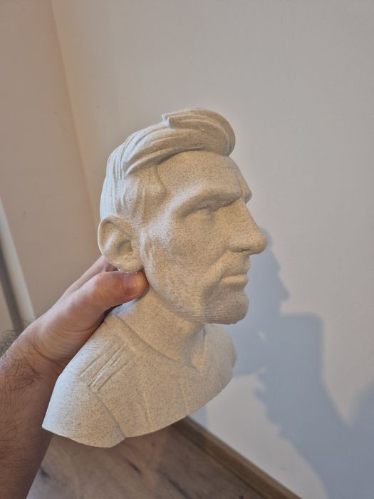 Lionel Messi statuie bust. Leo Messi statue 20 cm