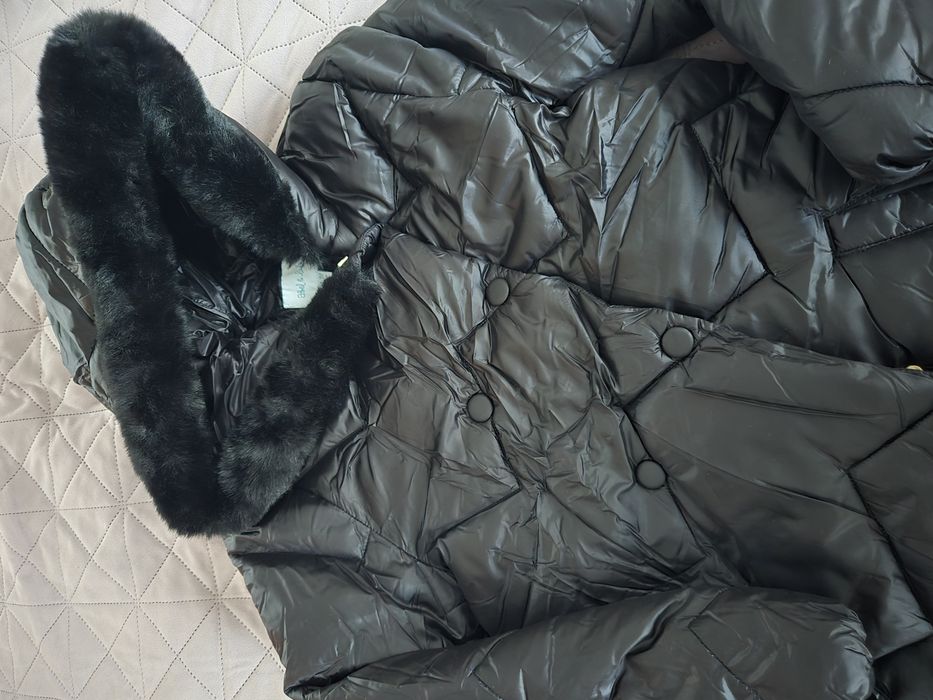 Пролетно яке Guess 10 г. Зимно яке Abel Lula 12г. Черно