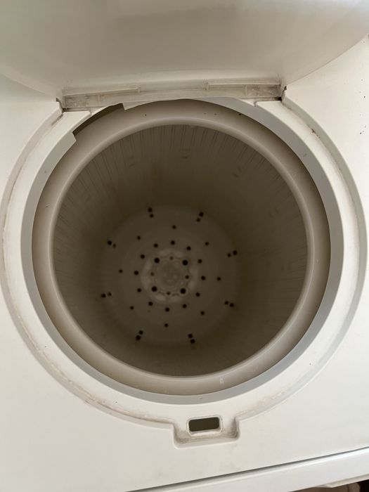 Продам стиральную машинку полуавтомат