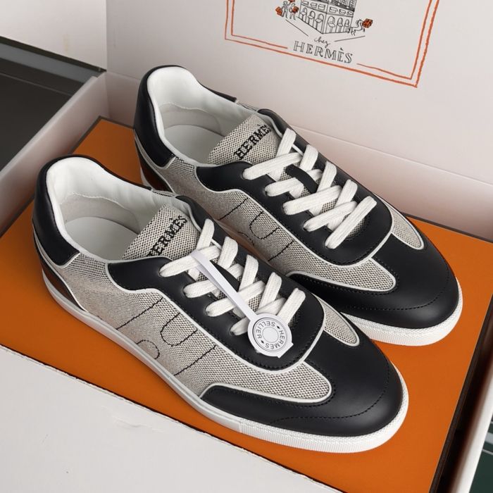 Adidasi Hermes Match black !