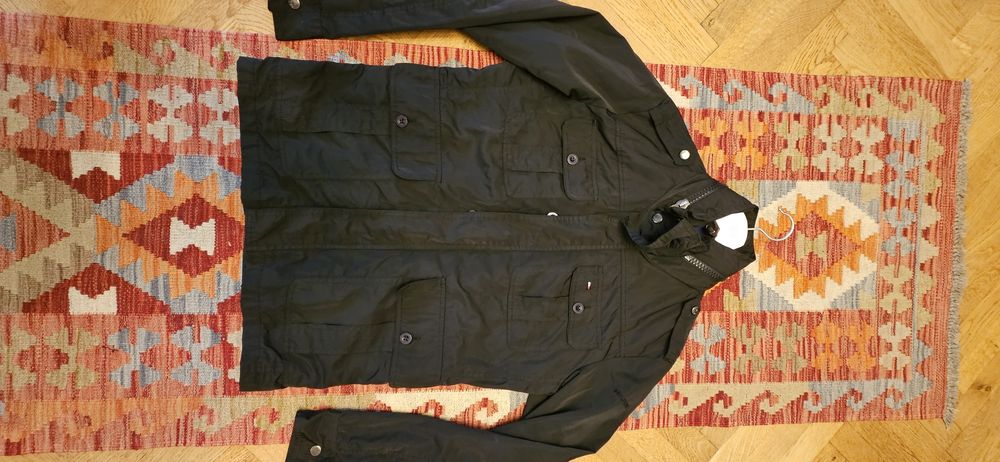 Jacheta primavara Tommy Hilfiger - masura M / ca noua
