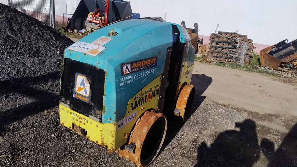 Cilindru compactor Ammann Rammax 1575 2017 picior oaie telecomanda
