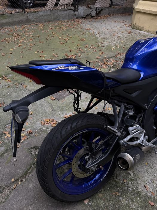 Vând Yamaha YZF-R125, an 2023, foarte bine întreținută și îngrijită. Evacuare MIVV omologata !NU!(ktm , honda , aprilia )