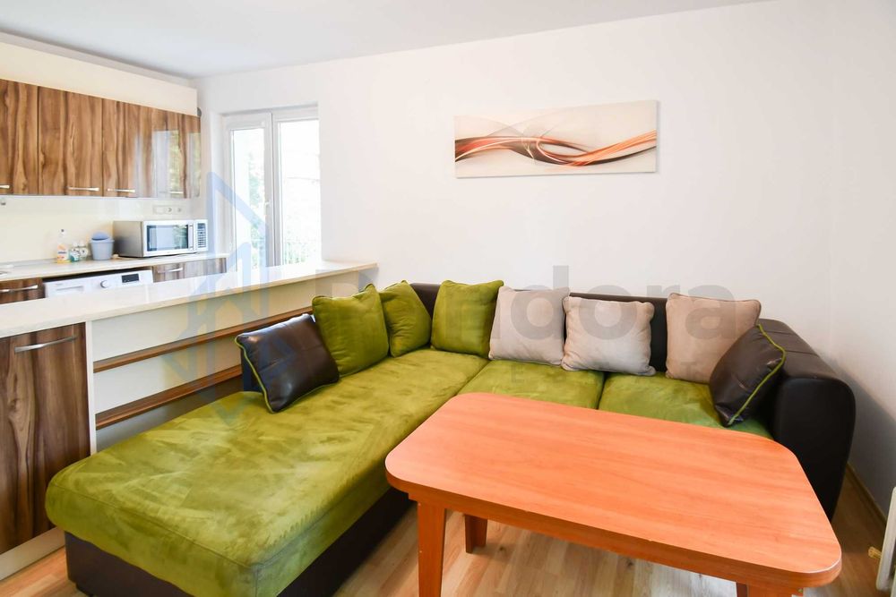 Тристаен ап. жк. Хиподрума