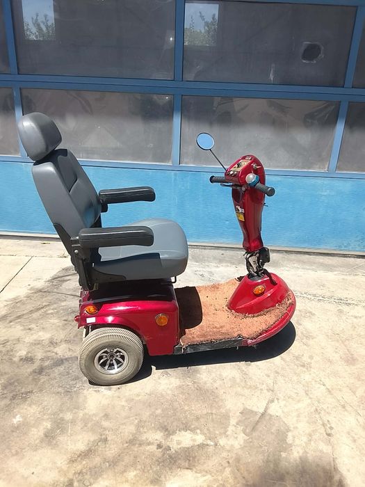 Carucior scuter electric