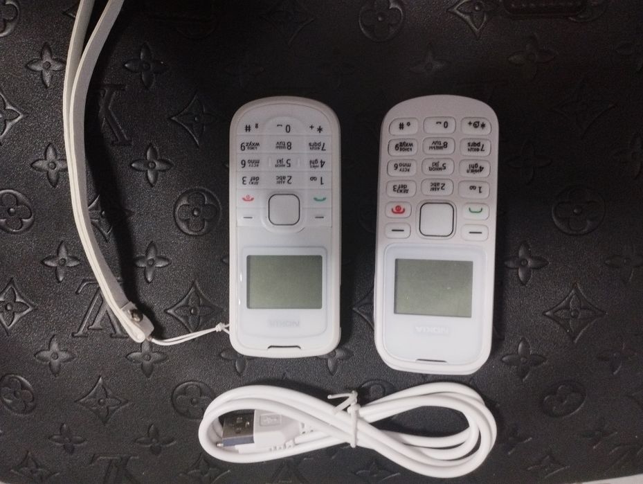 Assalom alekum Nokia Original Telefonlar Sotiladi