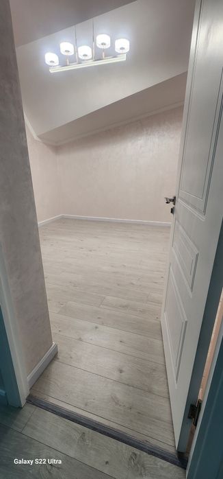 Srochni uy sotiladi 2 Sotix 7 xonaday iborat bektemir tumani fod