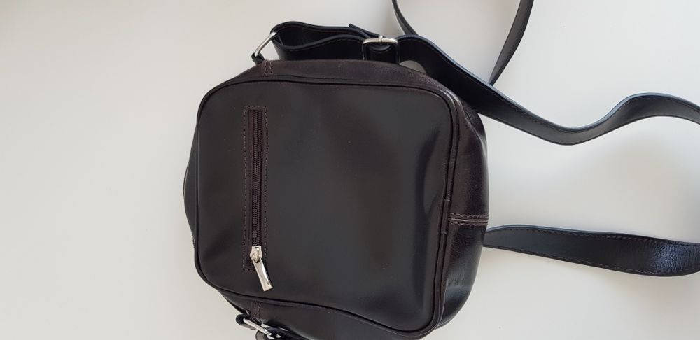 Borseta noua din piele naturala