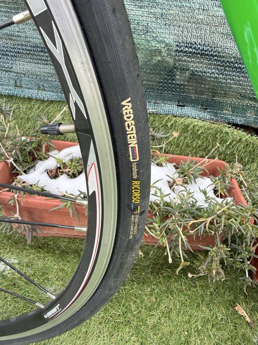 Нов Карбонов  велосипед CUBE 29"