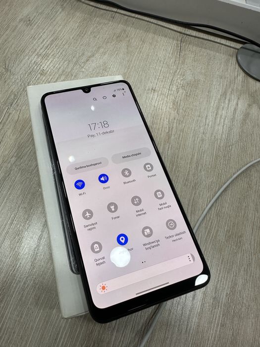 galaxy A32 6 Gb 128 Gb sotiladi