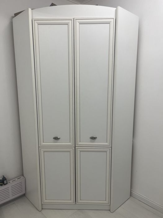 Продам угловой шкаф Салерно