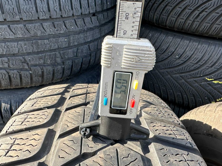 .ЗИМНИгуми PIRELLI 215/65/16 с ДОТ 32/2020г