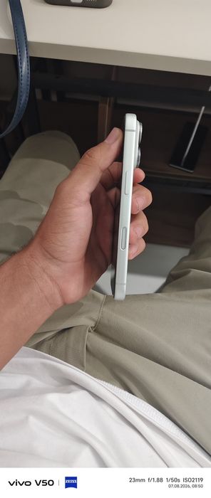 Iphone 17 pro karobkasi bor imeyka otgan