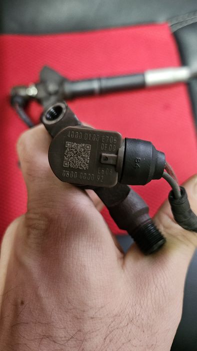 Injectoare Toyota Rav 4 2.2 177cp