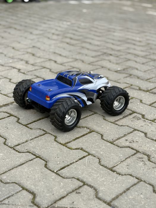 Automodel rc Xcite oneten monster truck 1:10 brushless