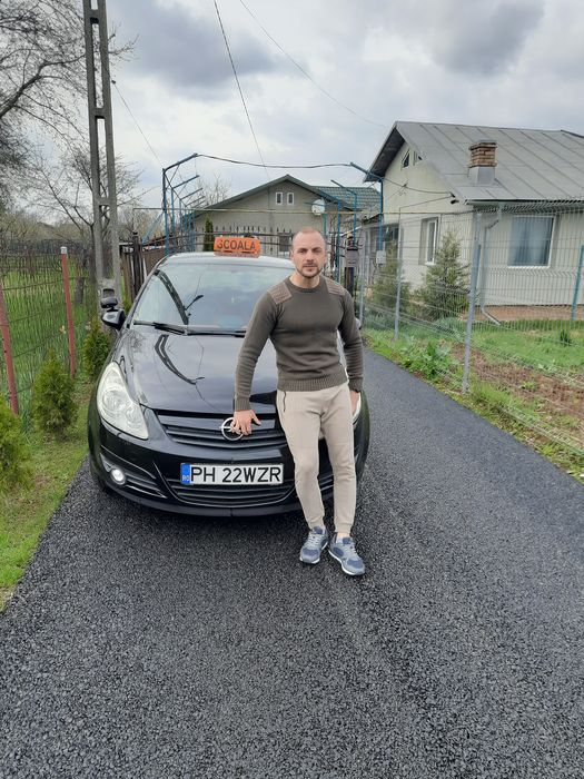 Instructor auto Scoala de șoferi Câmpina Prahova
