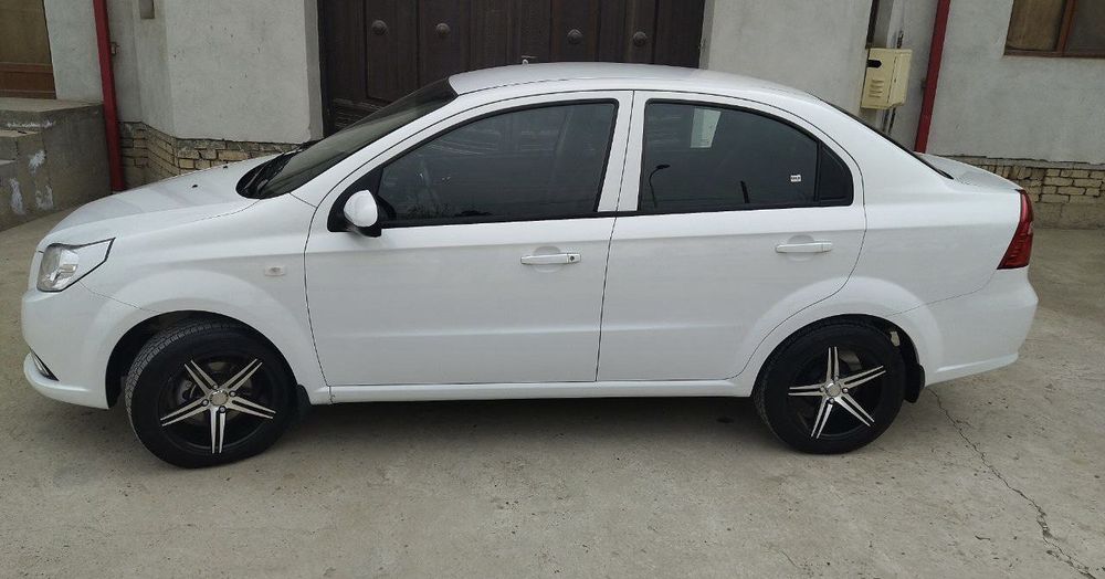 Срочно продается нексия 3!!!