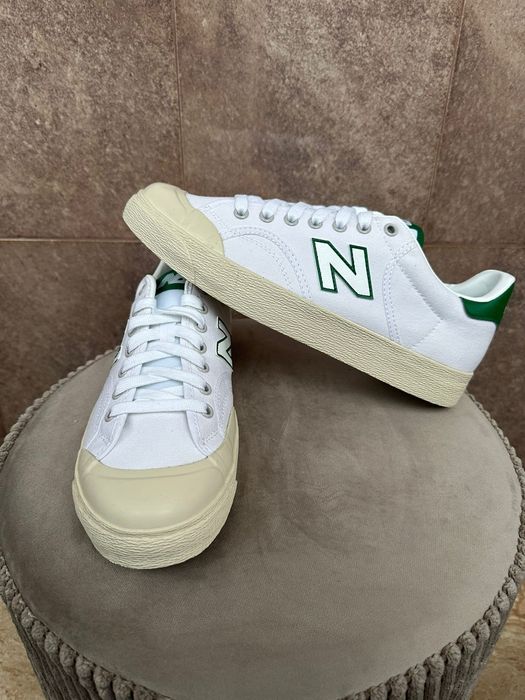 Teneși New Balance noi!