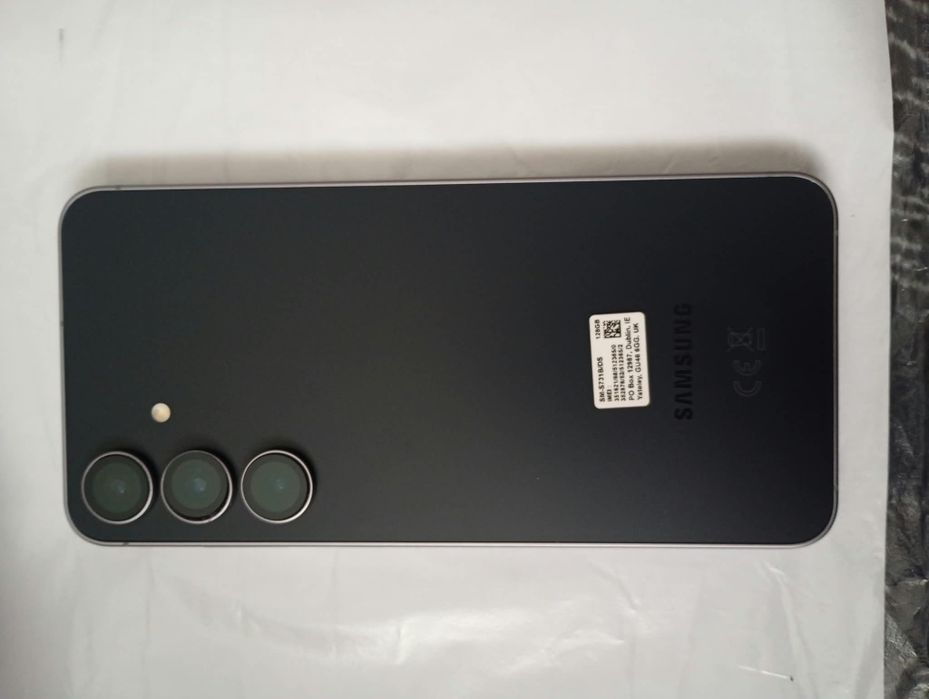 Vând Samsung s25 FE