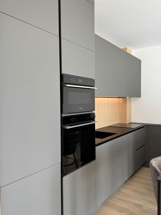 Apartament 3 camere de închiriat - Prima Oneștilor