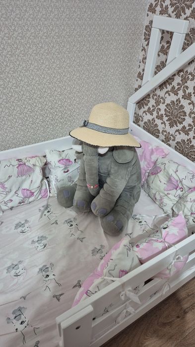 Продам кроватку детскую,   домик