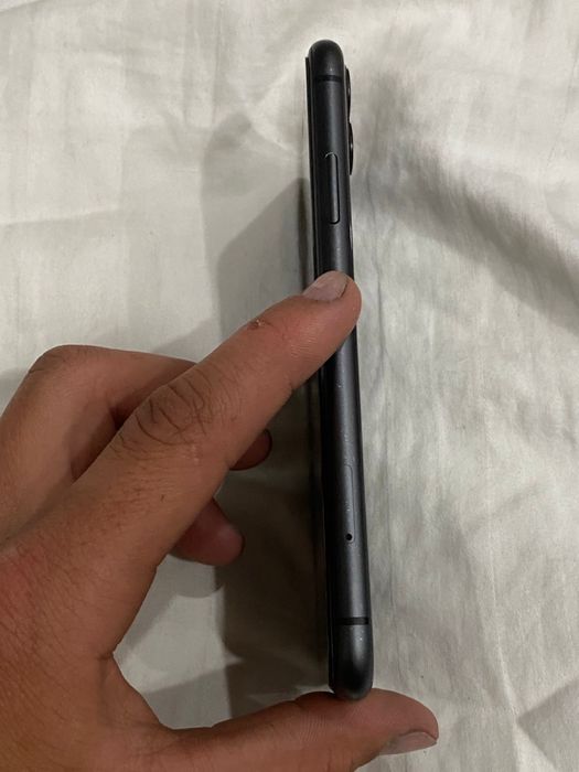 Продам iPhone 11/128