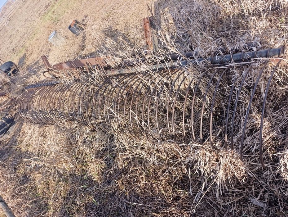 Продается дом и трактор с телегой