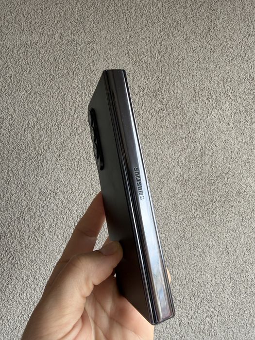 Samsung Galaxy Fold 4