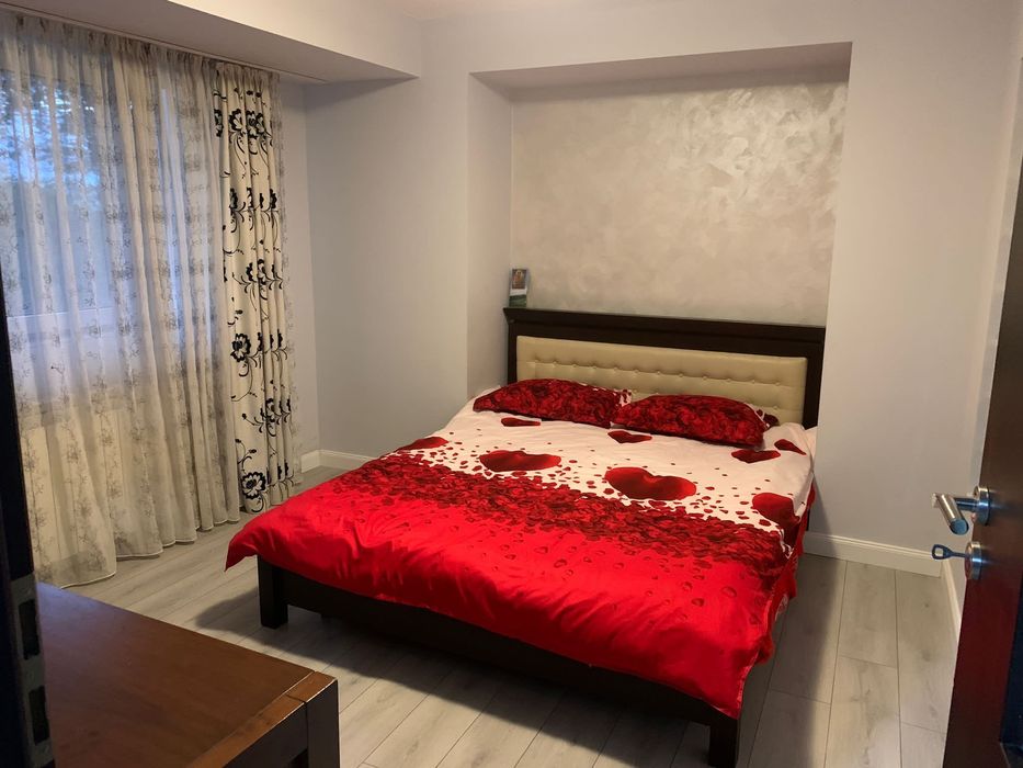 Închiriez apartament 2 dormitoare