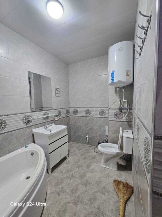 Продаётся 2х комн квартира на 3 этаже Ор-р Мафтуна бар