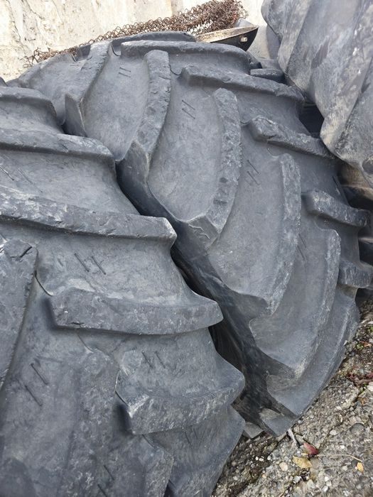 Anvelope 540 65 R 30 mitas. 
.