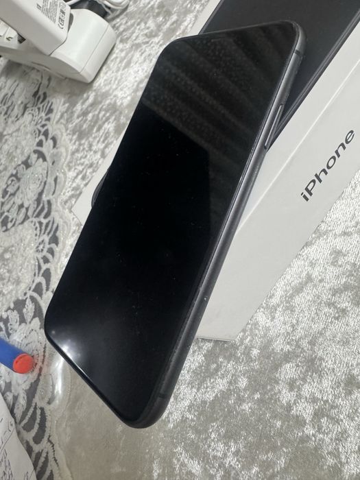 Айфон 11 64 гб , Iphone 11