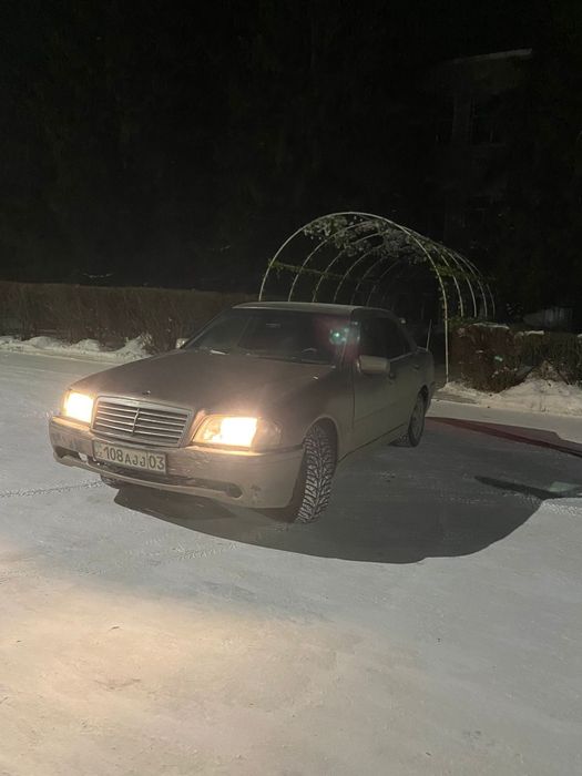 Продам Мерседес 180с