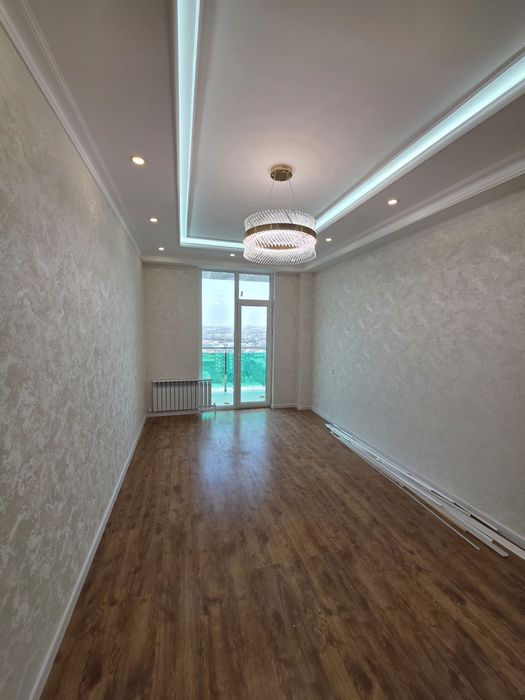 Uy sotiladi / Дом продаётся