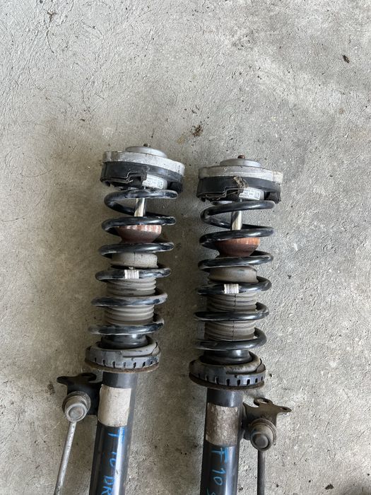 Amortizoare fata stanga dreapta BMW Seria 5 F10 F11 2.0  2009-2017