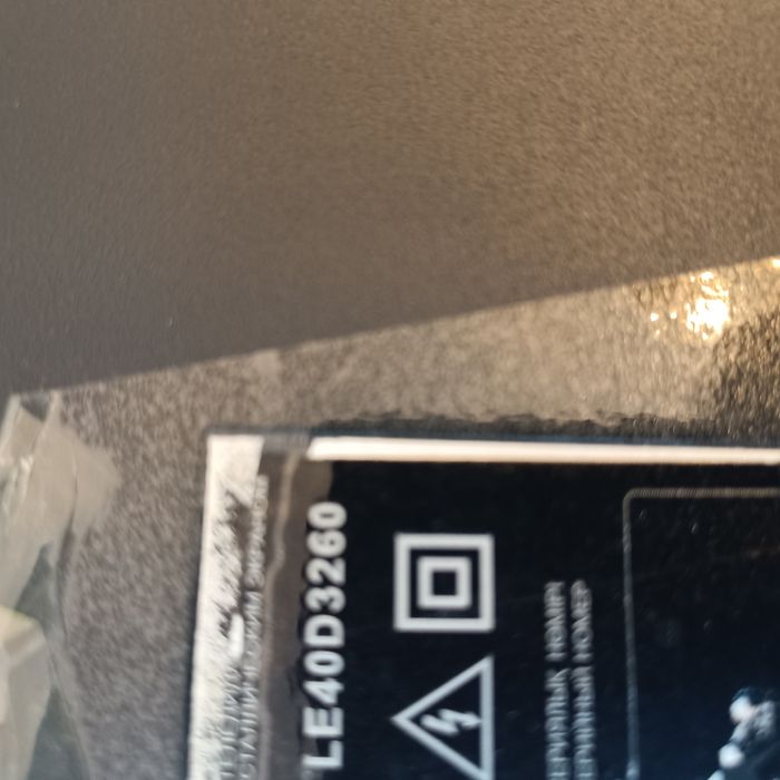 Телевизор Thomson LE40D3260