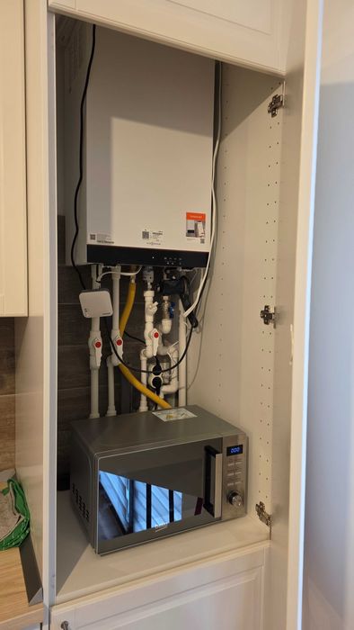 Ap. 3 camere la parter cu curte in Golden Rose, incalzire pardoseala