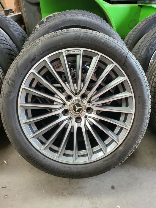 Vând set roți vară, runflat